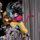 Action Figure Goku Super Saiyan 4