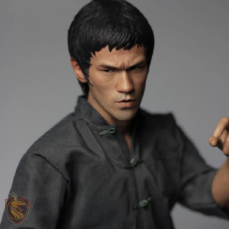 Action Figure Bruce Lee Traje Tradicional