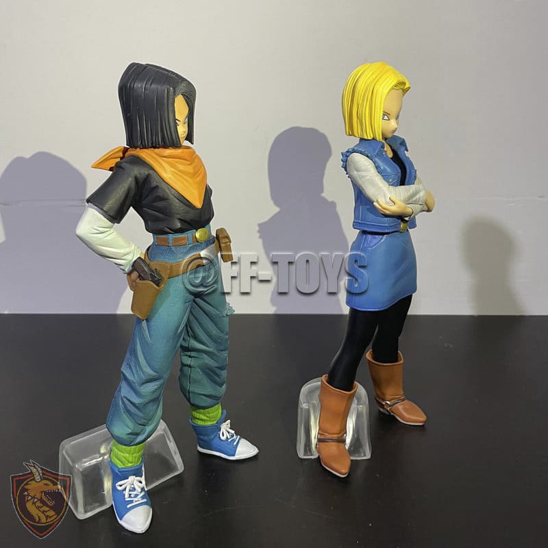 Action Figure Androids 17 e 18 Dragon Ball Z Na Compra do Android 17 Leva o 18