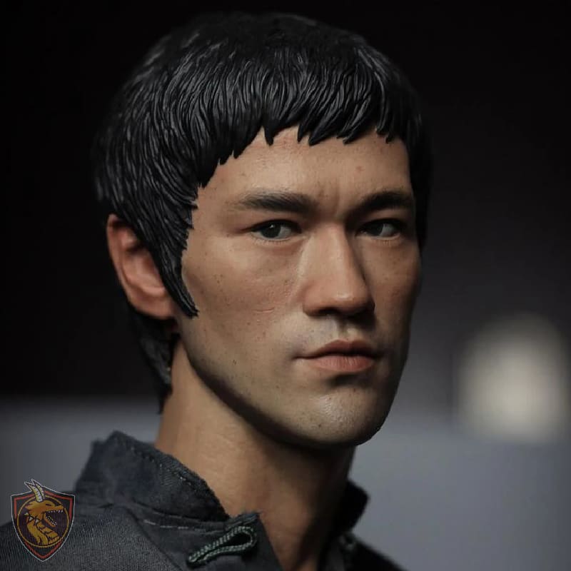 Action Figure Bruce Lee Traje Tradicional