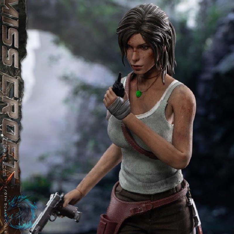 Action Figure Realista Lara Croft