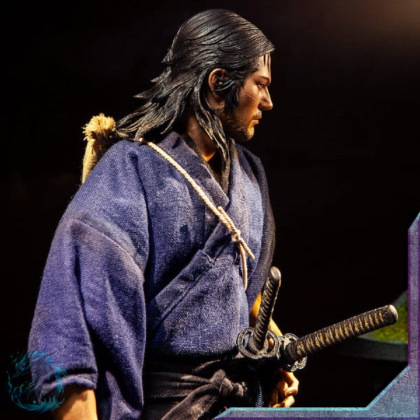 Action Figure Realista Samurai Miyamoto Musashi