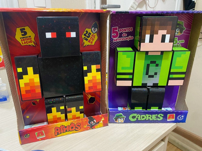 Kit 2 Bonecos Athos + Cadres Gamer Articulado Youtuber 25cm - Algazarra