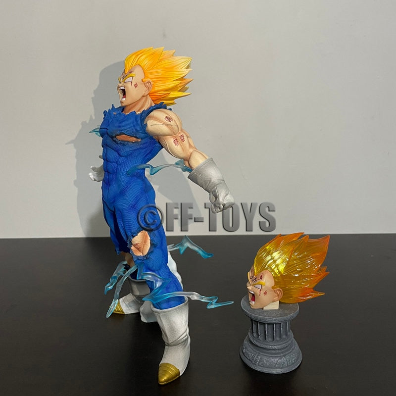 Action Figure Vegeta Transformação + Brinde Cabeça de Led